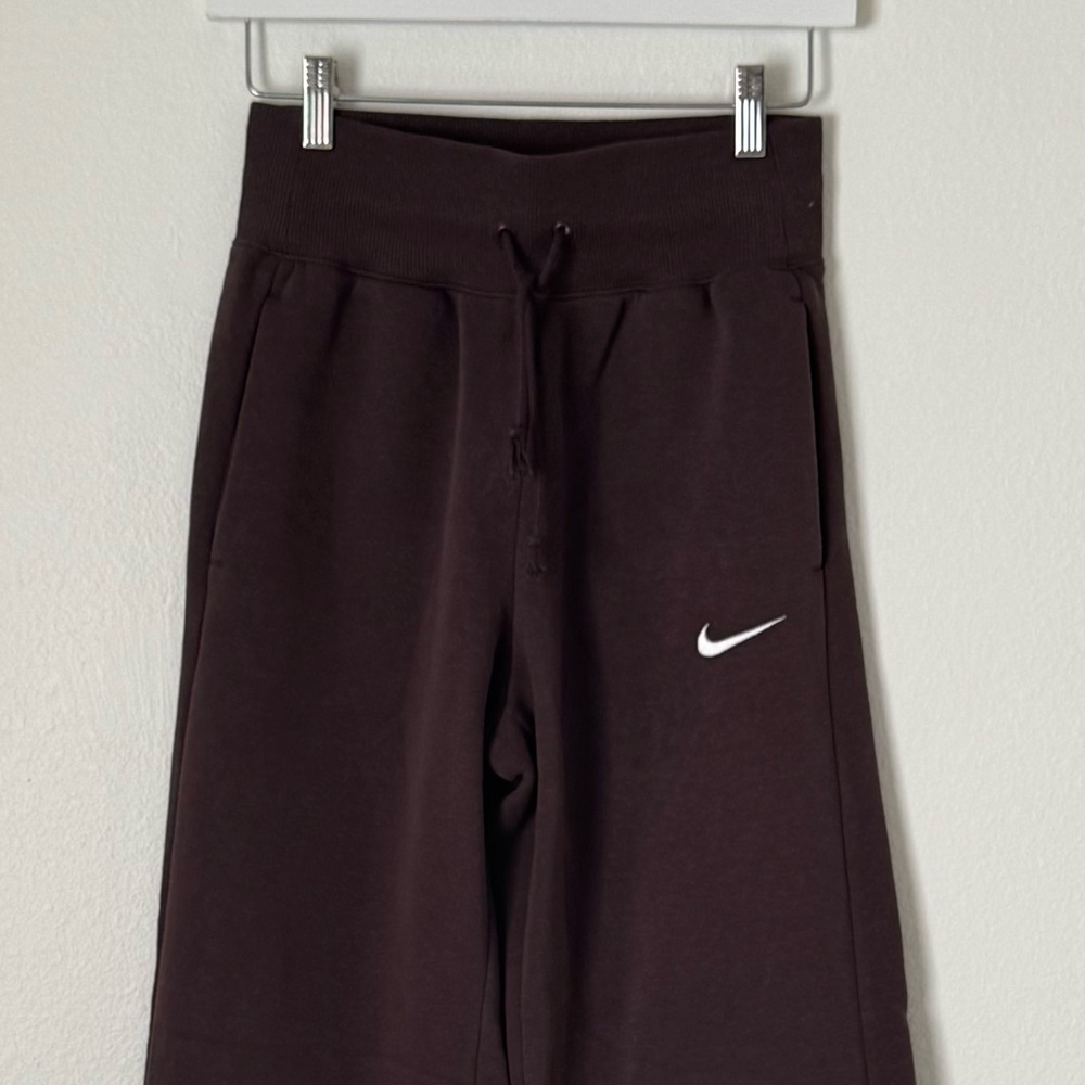 SOLD | Nike Phoenix Fleece High-Waisted Wide-Leg Sweatpants - Picture 3 of 9